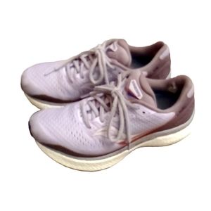 Saucony Triumph 18 sneakers sz.7.5